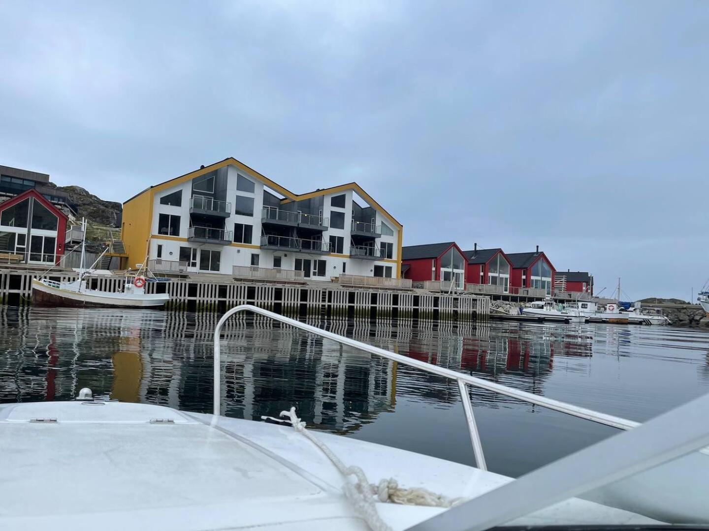 Appartement Lofoten Seaview à Ballstad Extérieur photo